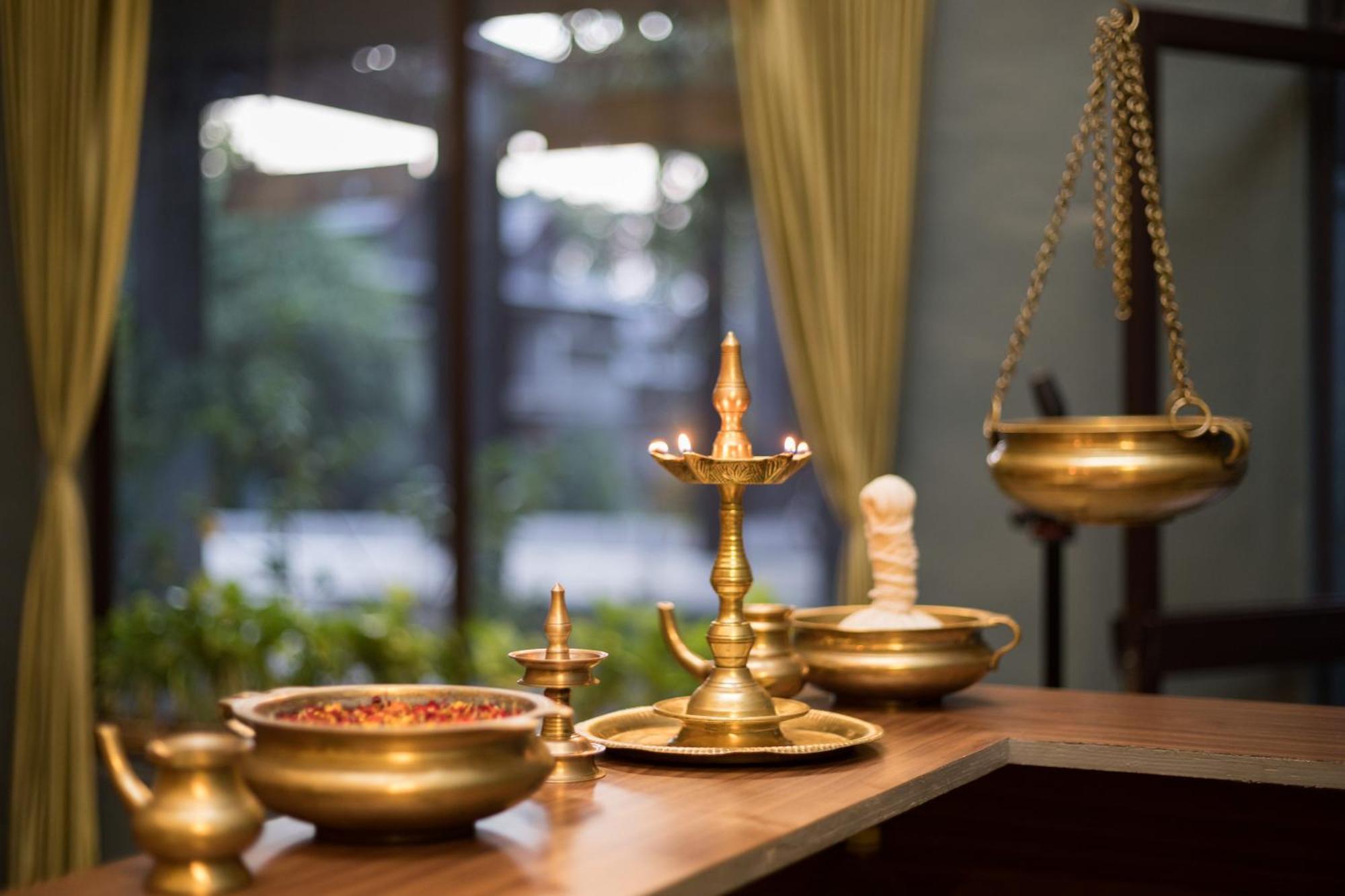 Hotel The Mountain Courtyard Thekkady Exterior foto